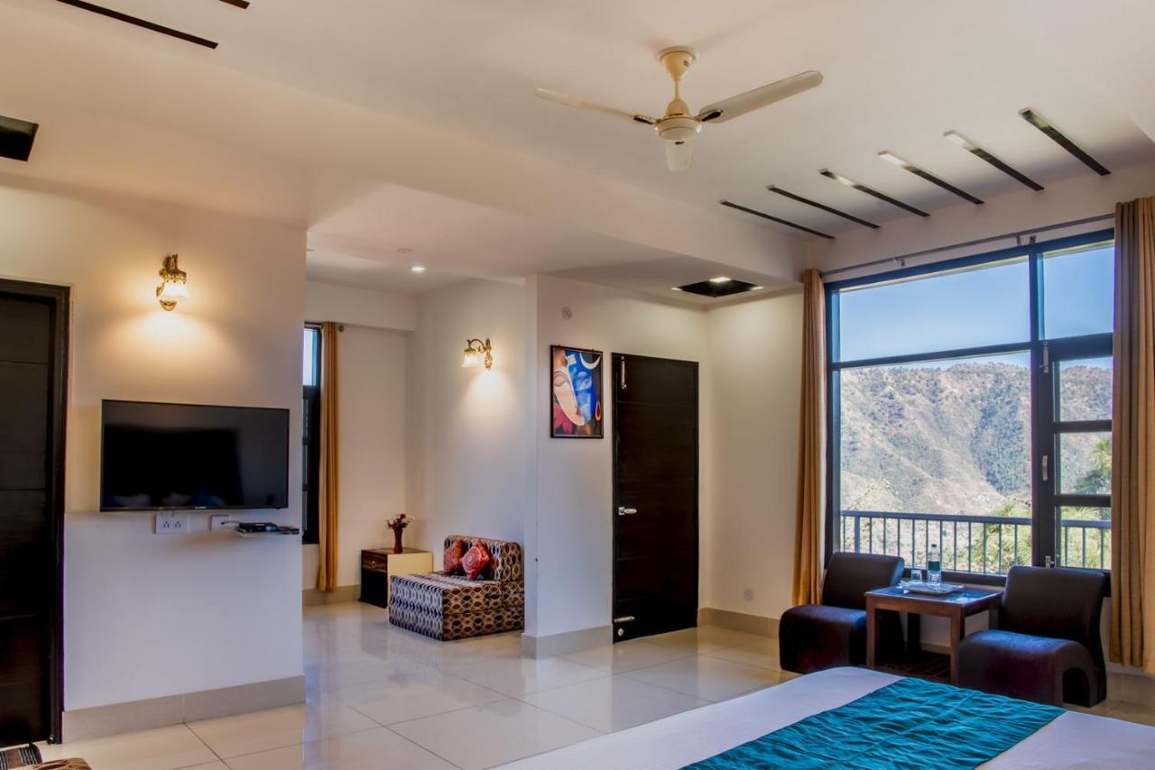 Bed and Breakfast Terrace Retreat Касаулі Екстер'єр фото